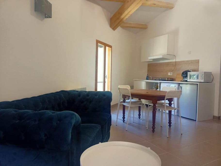 Le Clos Du Pin Thezan-les-Beziers Extérieur photo